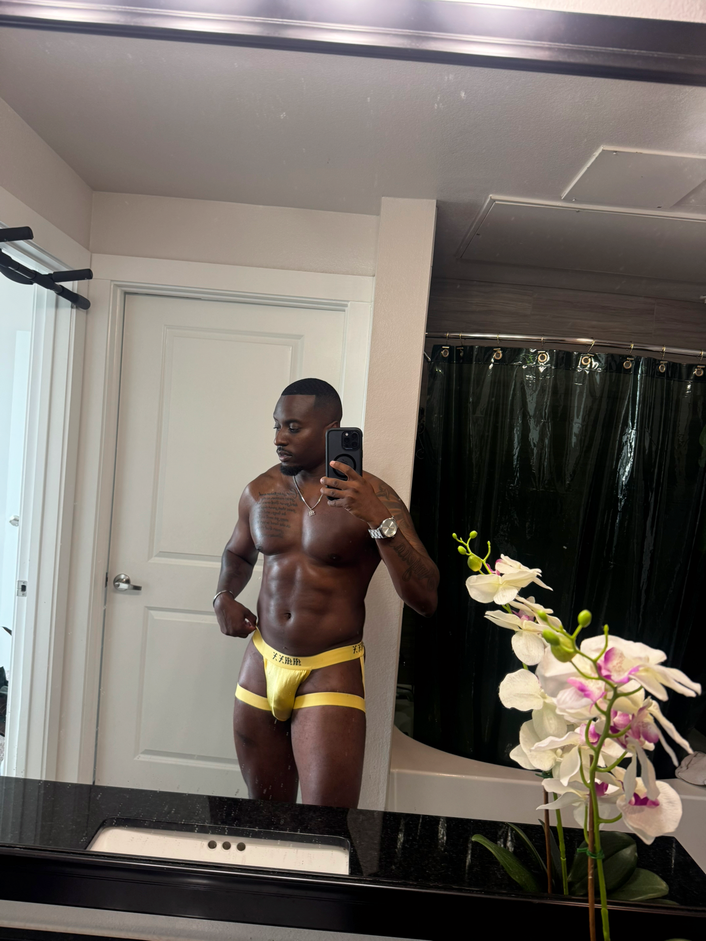 Solar Yellow Thong 🌕